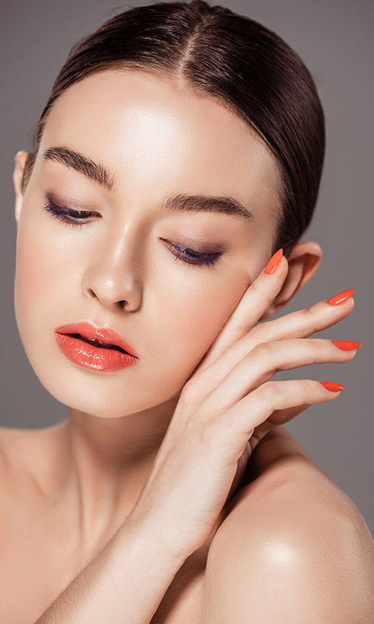 COLOR NAILS IN PLACENTIA