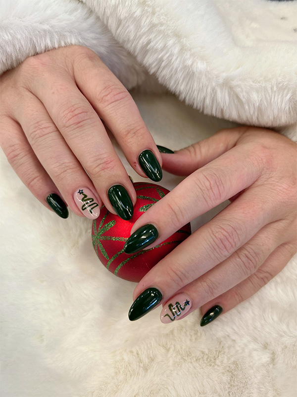 COLOR NAILS IN PLACENTIA