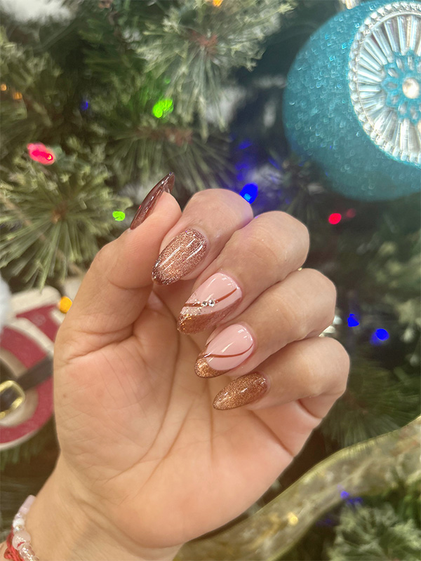 COLOR NAILS IN PLACENTIA