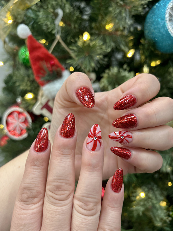 COLOR NAILS IN PLACENTIA