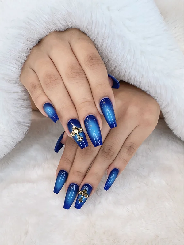 COLOR NAILS IN PLACENTIA