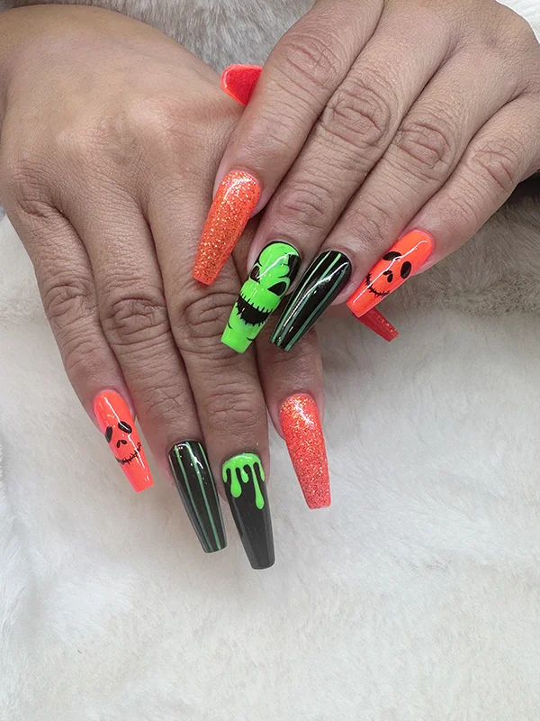 COLOR NAILS IN PLACENTIA