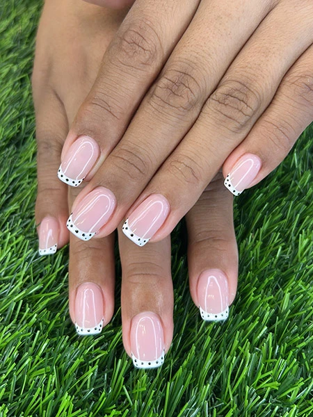 COLOR NAILS IN PLACENTIA