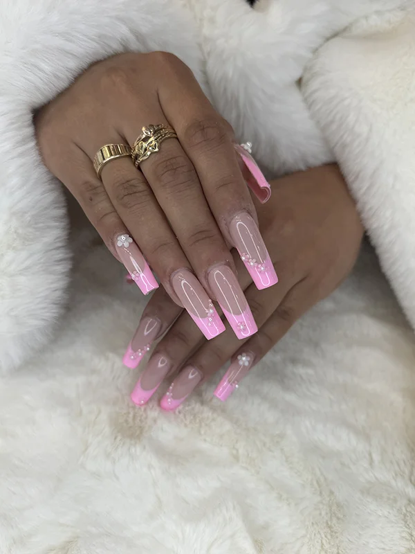 COLOR NAILS IN PLACENTIA